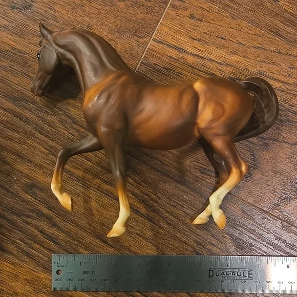 Breyer Classic Arabian Horse Family - Picture 7 of 7